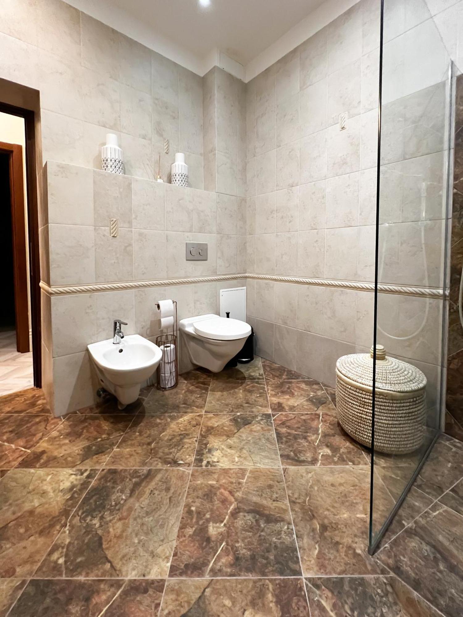 Luxury Old Town Apartment Вилнюс Екстериор снимка