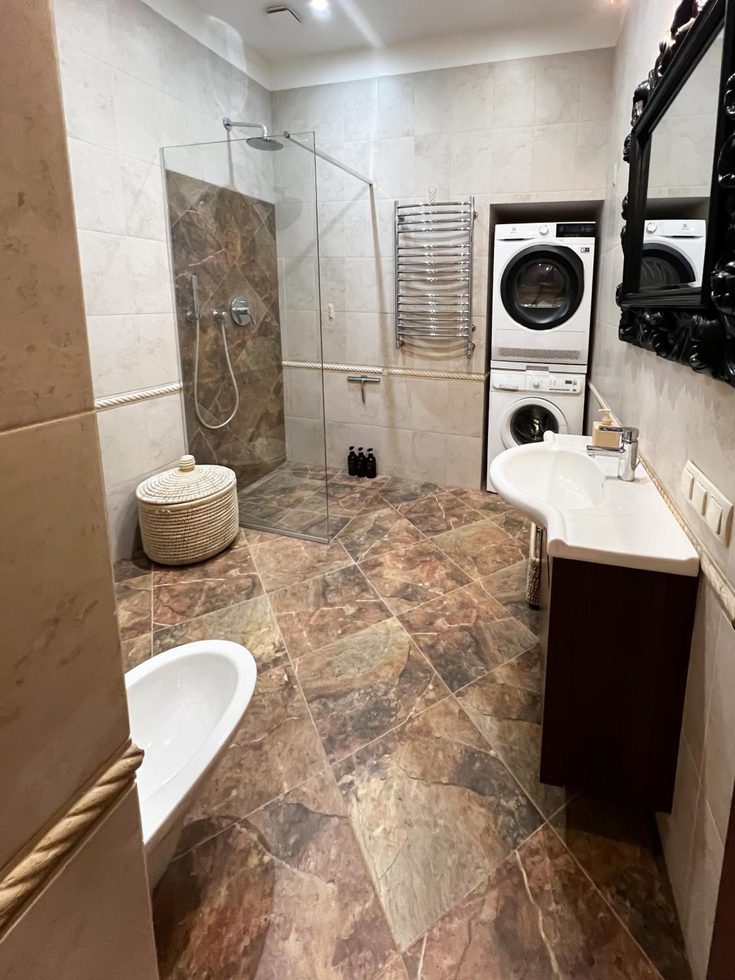 Luxury Old Town Apartment Вилнюс Екстериор снимка